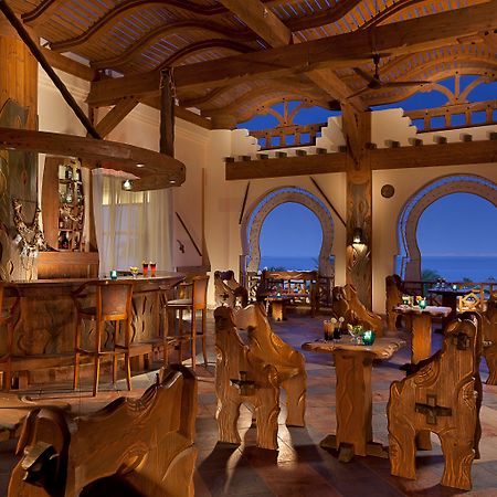 Charmillion Club Resort Σαρμ Ελ Σέιχ Εξωτερικό φωτογραφία The restaurant at the resort