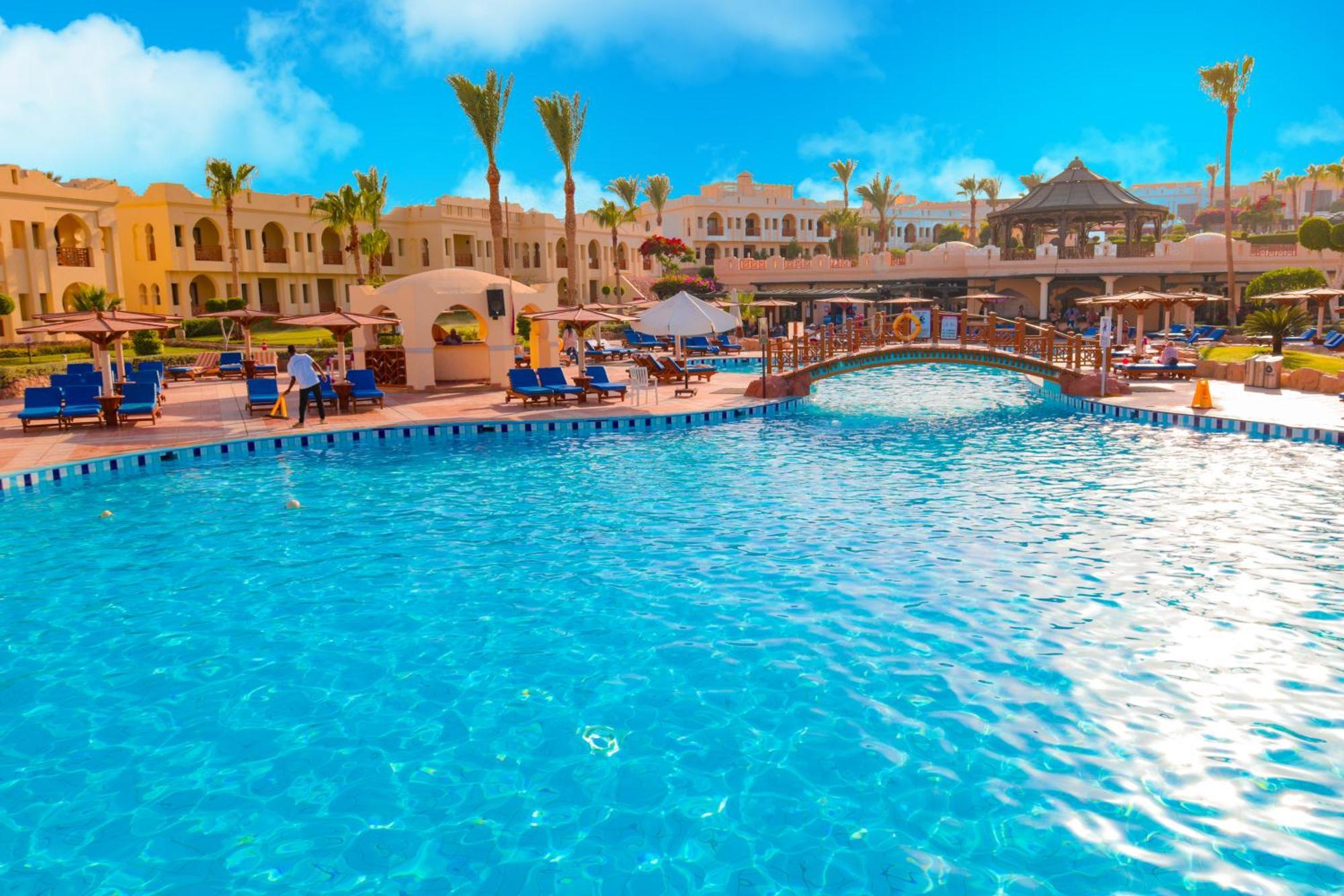 Charmillion Club Resort Σαρμ Ελ Σέιχ Εξωτερικό φωτογραφία The pool at the Hilton Sharm El Sheikh